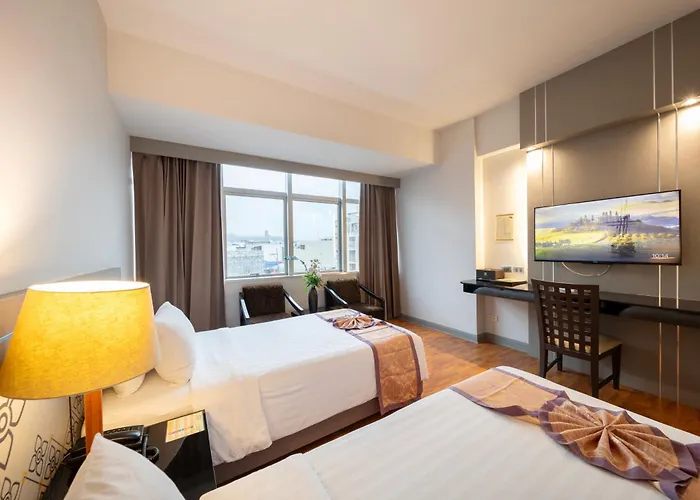 New Season Hotel