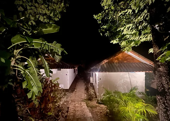 Kalani Bungalows, Haad Yao