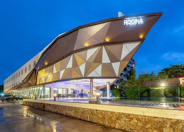 Rodina Beach Hotel