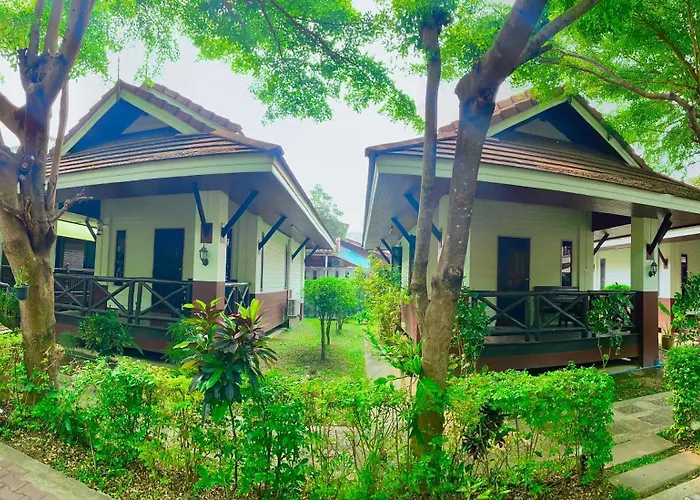 Baan Soontree Resort