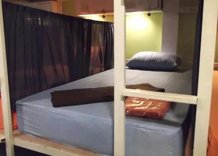 Sleep Tight Hostel At Koh Phangan