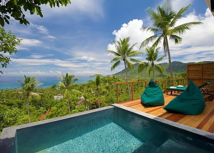 Overthemoon Luxury Pool Villas