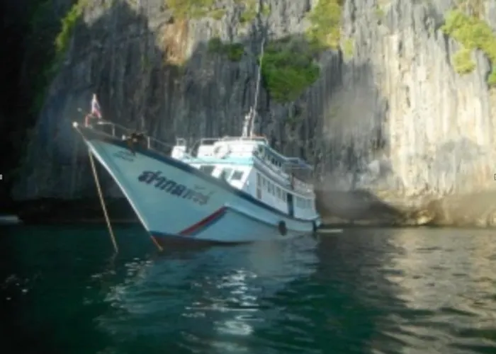 Maya Bay Sleepaboard Resort