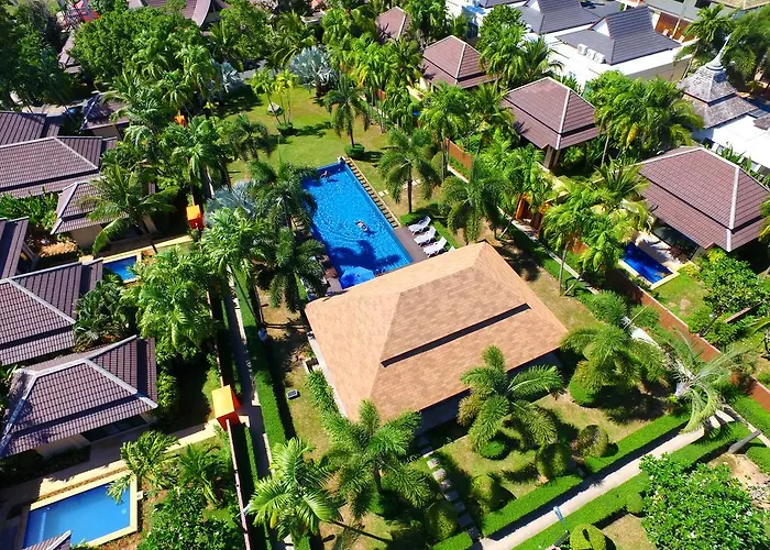 Naiharn Garden Villa