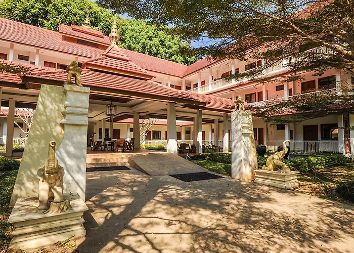 Suan Bua Hotel & Resort