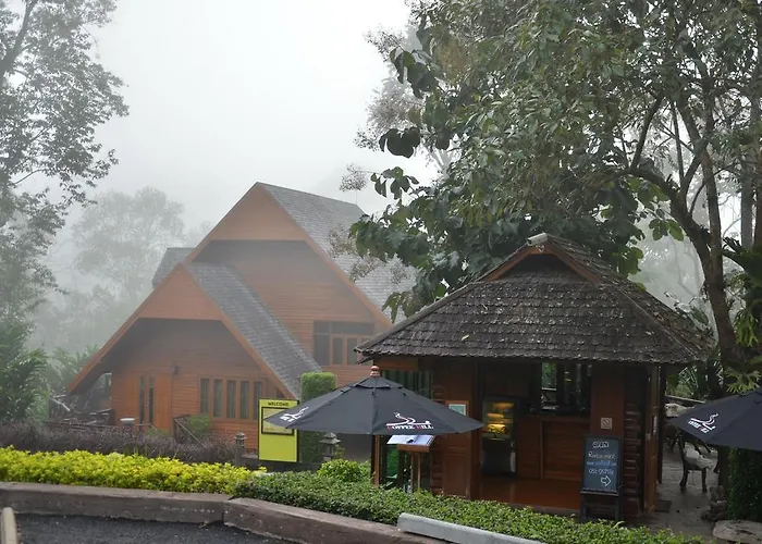 32 Coffee Hill & Resort