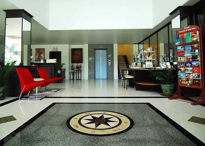 Laem Din Hotel