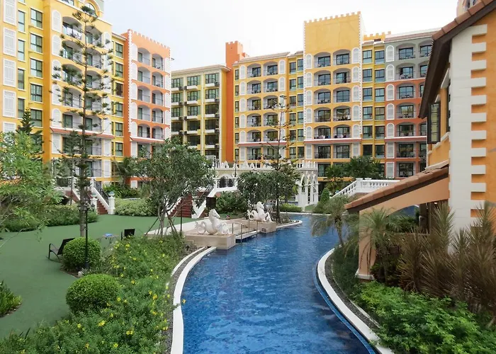Venetian Jomtien Pool Access