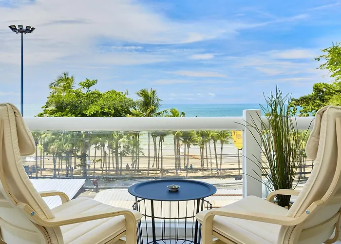 Luxurious Apartment On Jomtien Beach Road