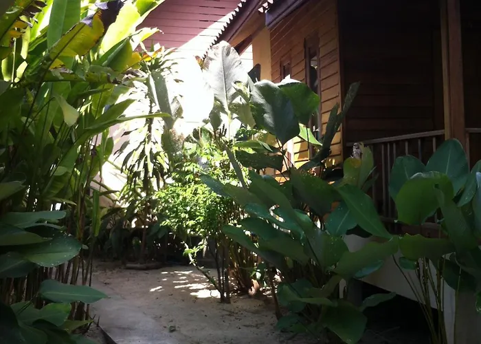 Haad Yao Sunset Bungalow