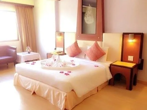 Bp Grand Tower Hotel