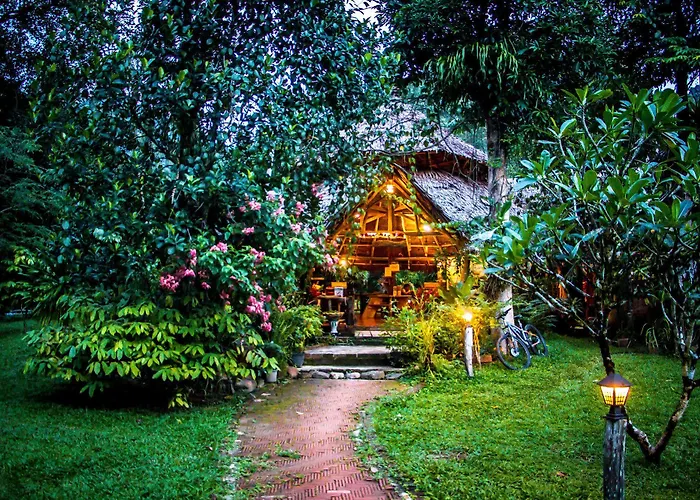 Baan Khao Sok Resort