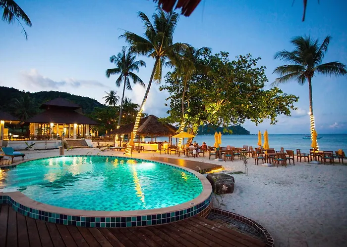 Pingchan Koh Phangan Beachfront Resort