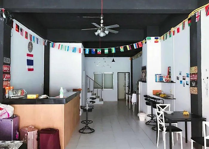 The Galiness International Backpacker Hostel Phuket