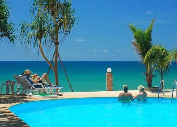 Lanta Nice Beach Resort - Sha Extra Plus