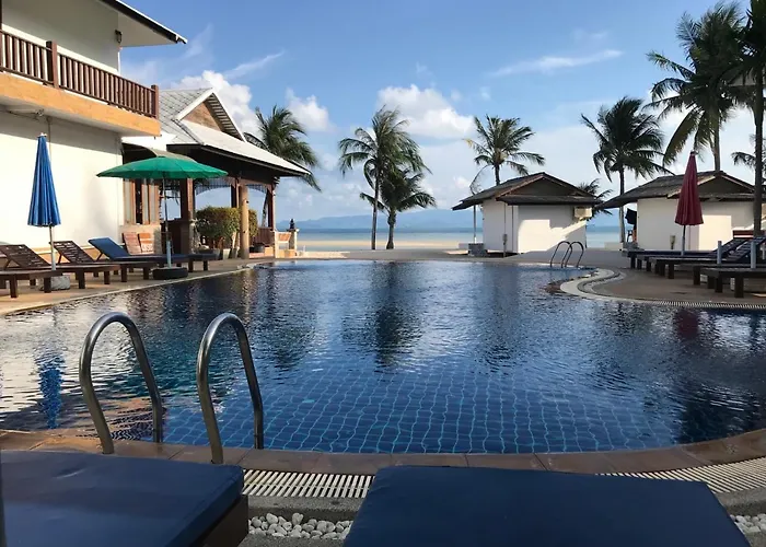 Mac\'S Bay Resort