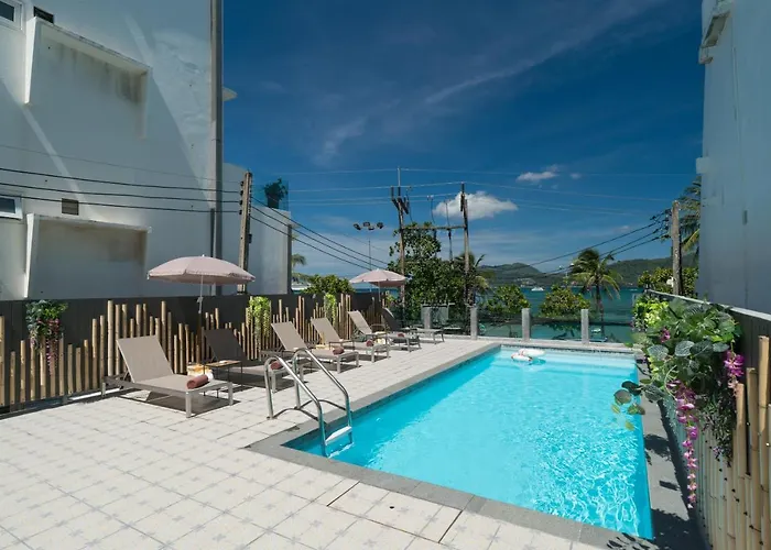 Destinaation Patong Boutique Hotel By The Sea
