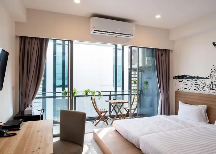 Stay@Kata Poshtel
