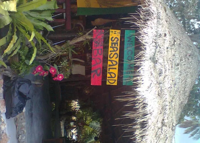 Sea Salad Resort