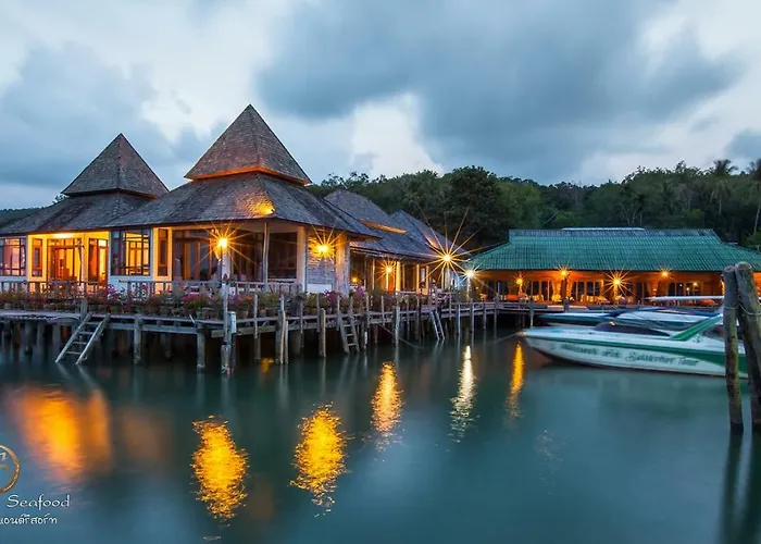 Salakphet Resort