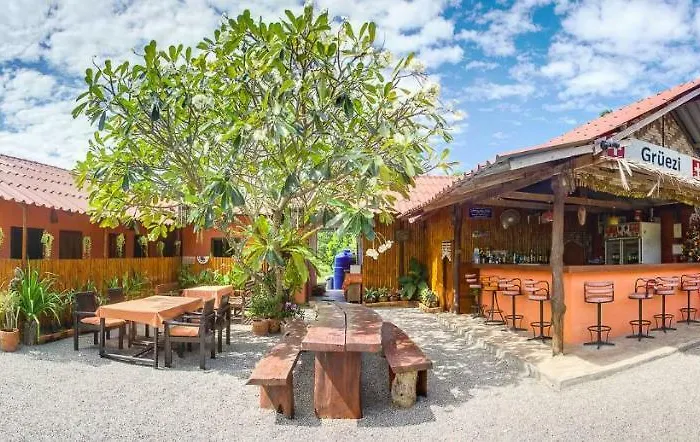 Bubu Lanta Hostel - Sha Certified