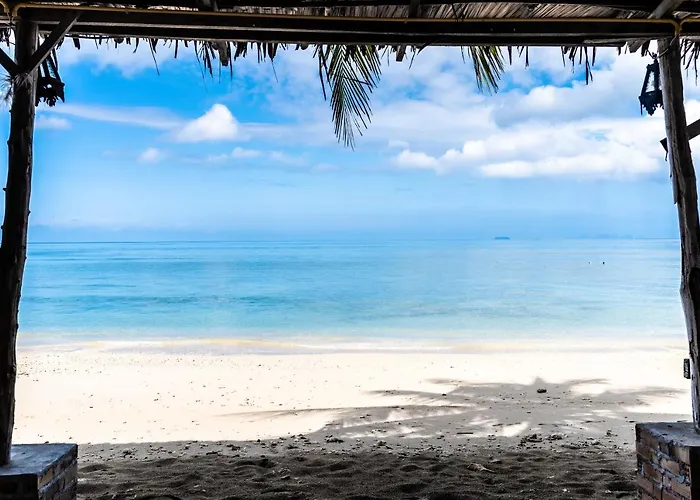 Isara Lanta Beach Resort