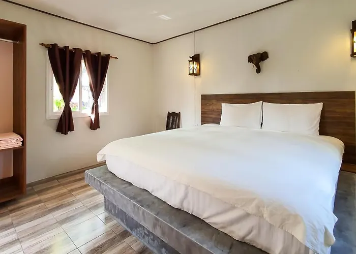 New Harrys Sunset Resort - Klong Nin Beach