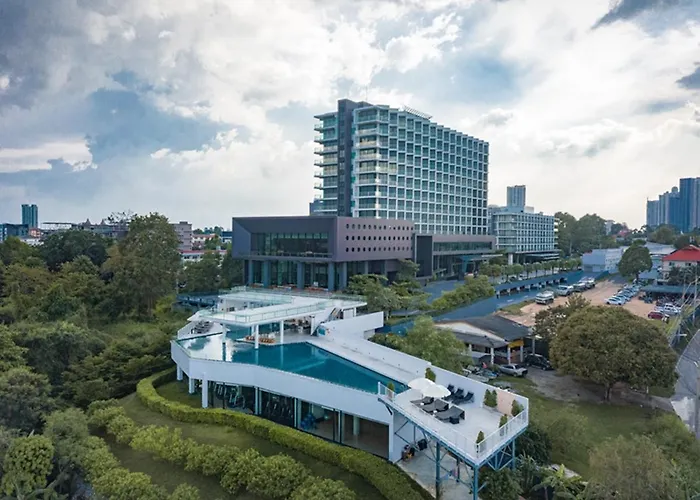 Tsix5 Phenomenal Hotel Pattaya