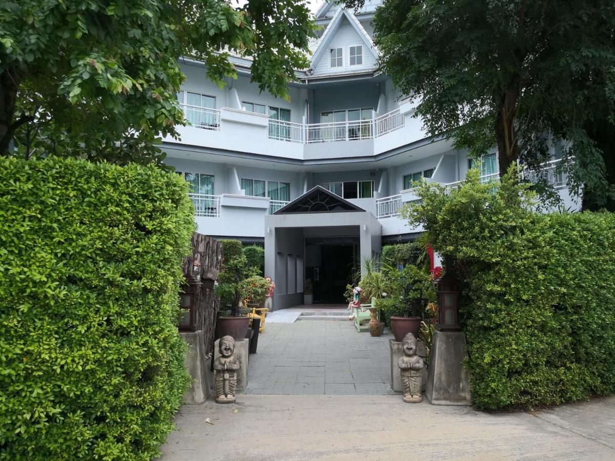 Baan Suksiri Hua Hin