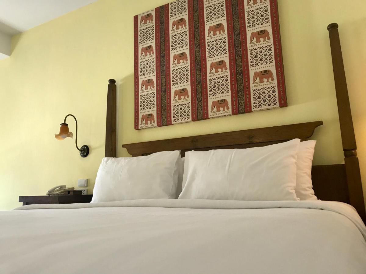 Colors - Aonang Hotel