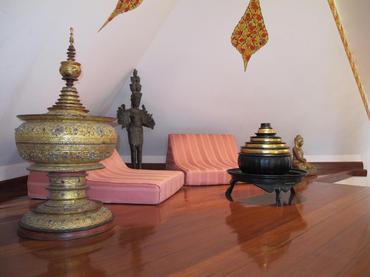 Villa The Three Elephants *