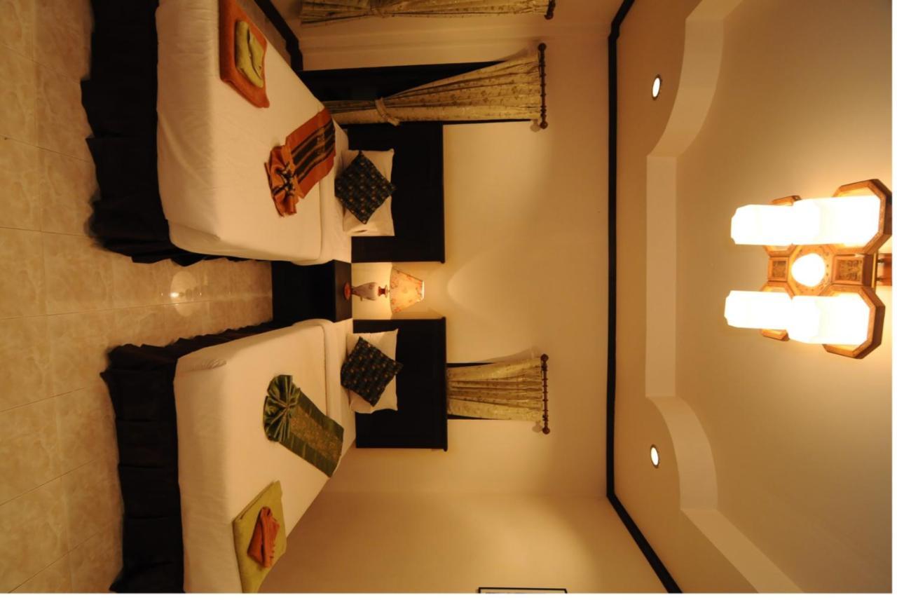 N.t. Lanta Resort 2*