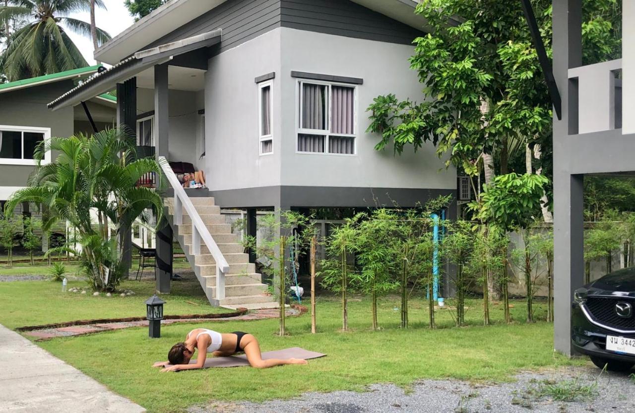 Wanpratheep Village Kohphangan Holiday park