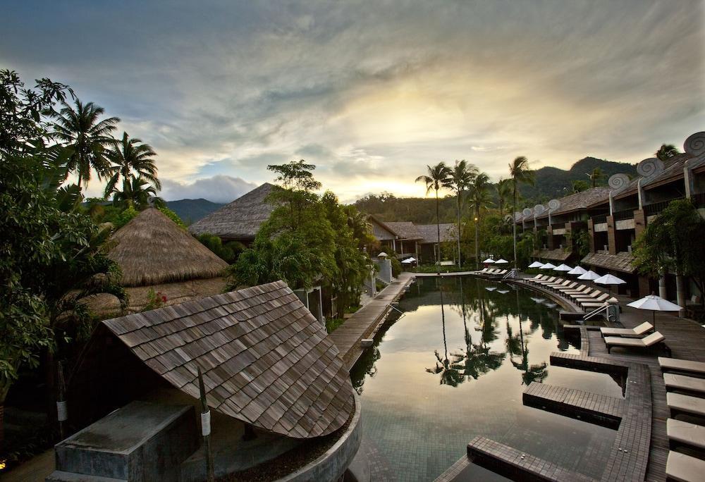Hotel The Dewa 4*
