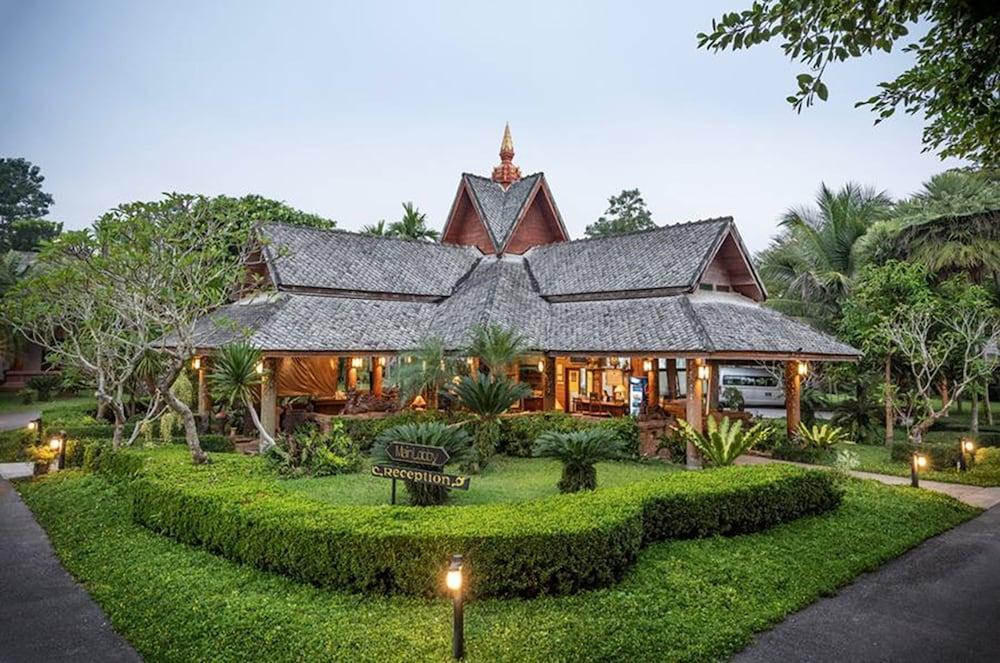 Phowadol Resort