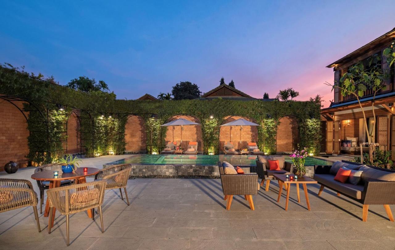 Village Boutique 4*