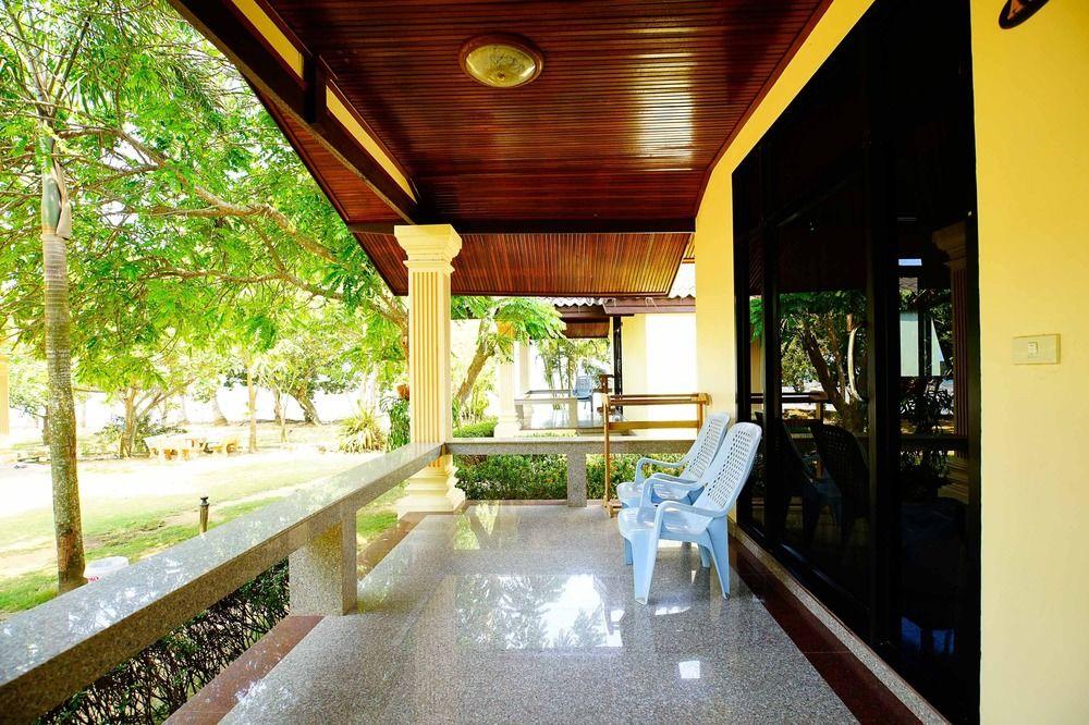 Resort Coral 2*