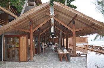 Club By Haadtien 4*
