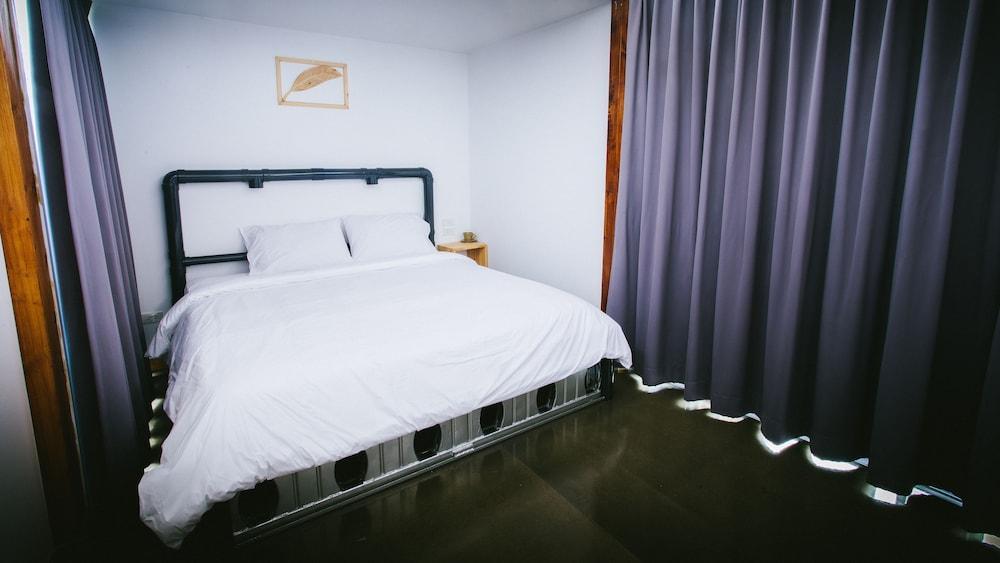 Baan Boom Boxes Resort 3*