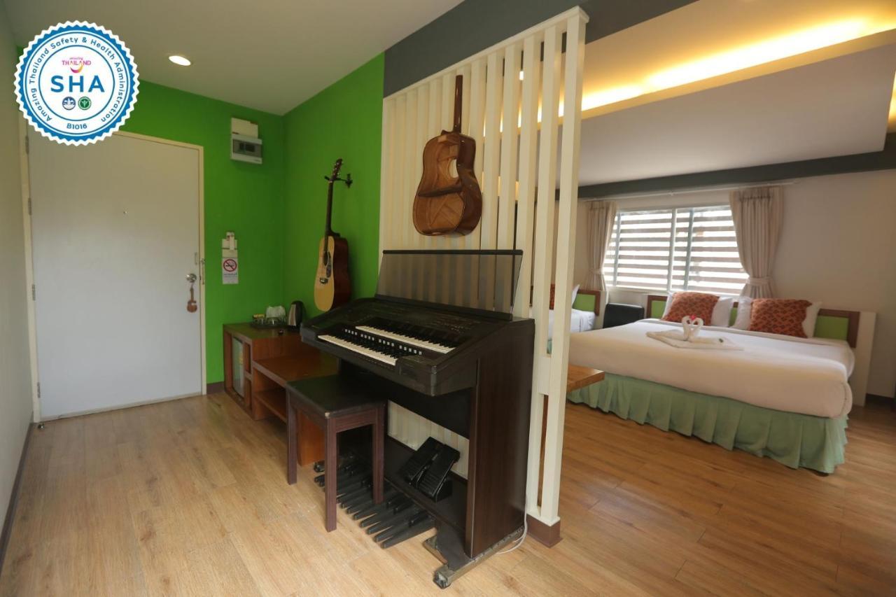 Hotel My Way Music Sha Extra