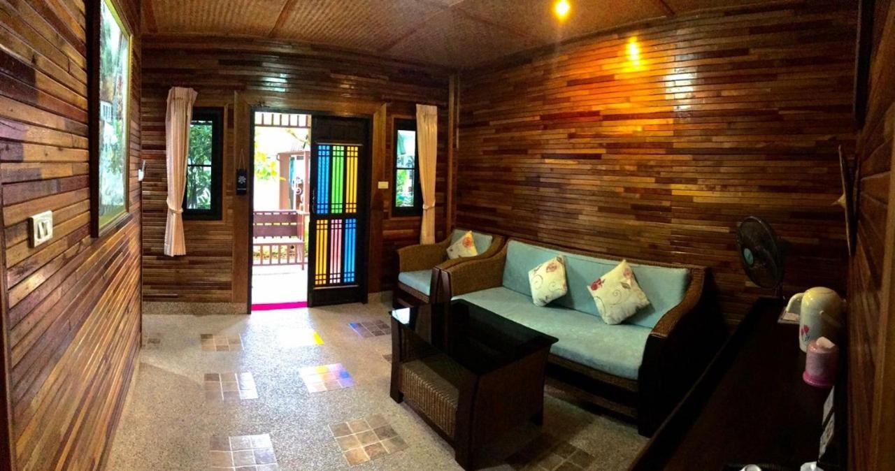 Baan Soontree Resort