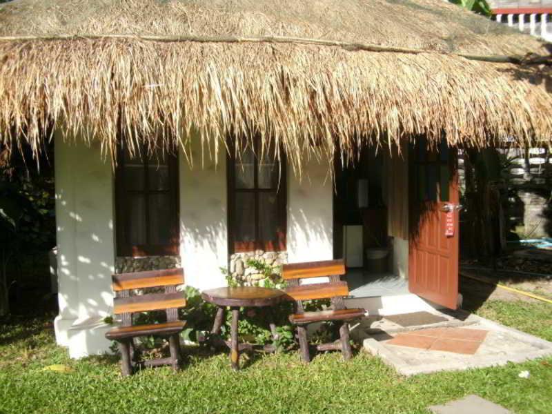 Al's Hut Hotel 2*