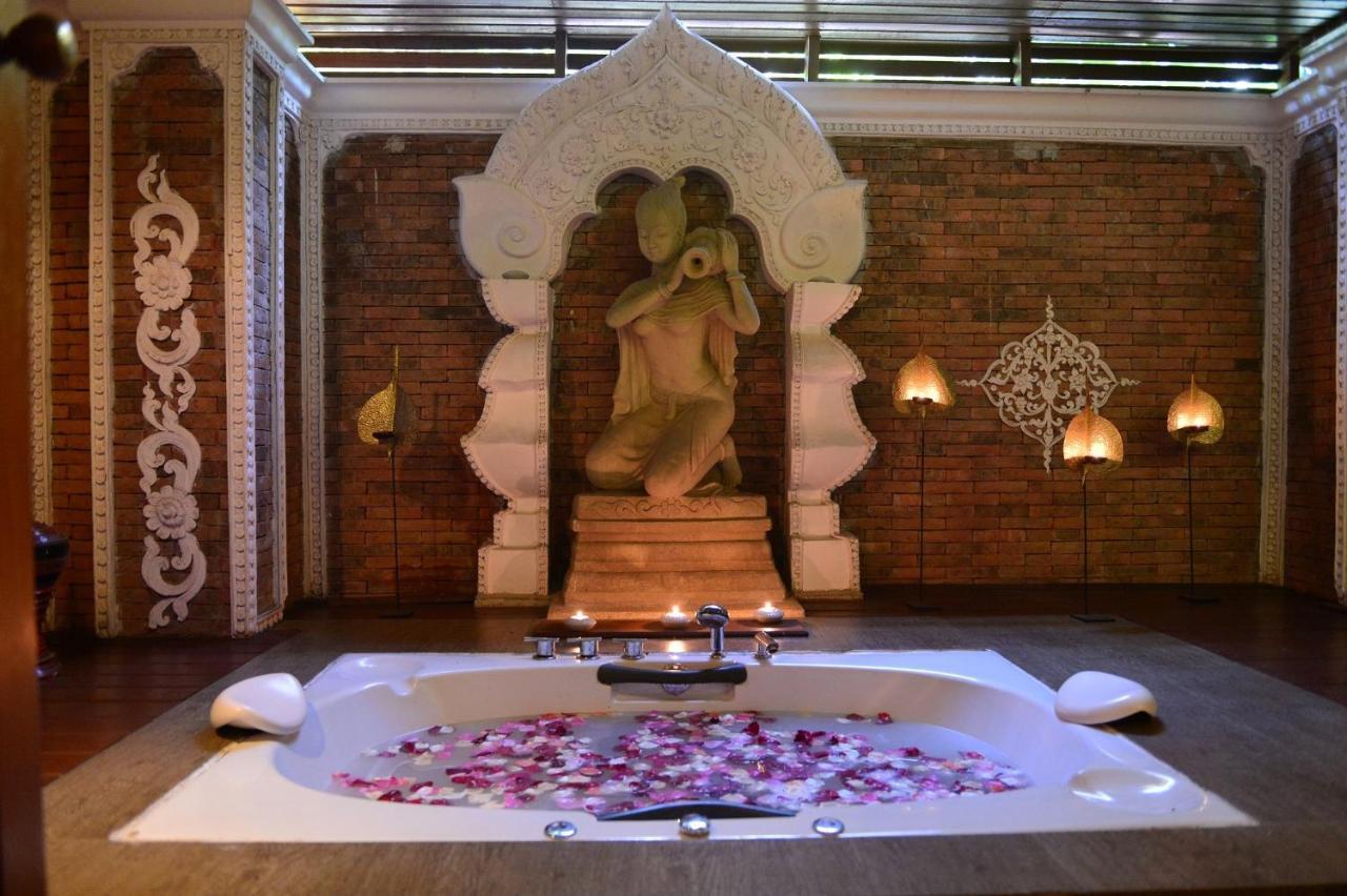 Khum Phaya & Boutique Collection 5*