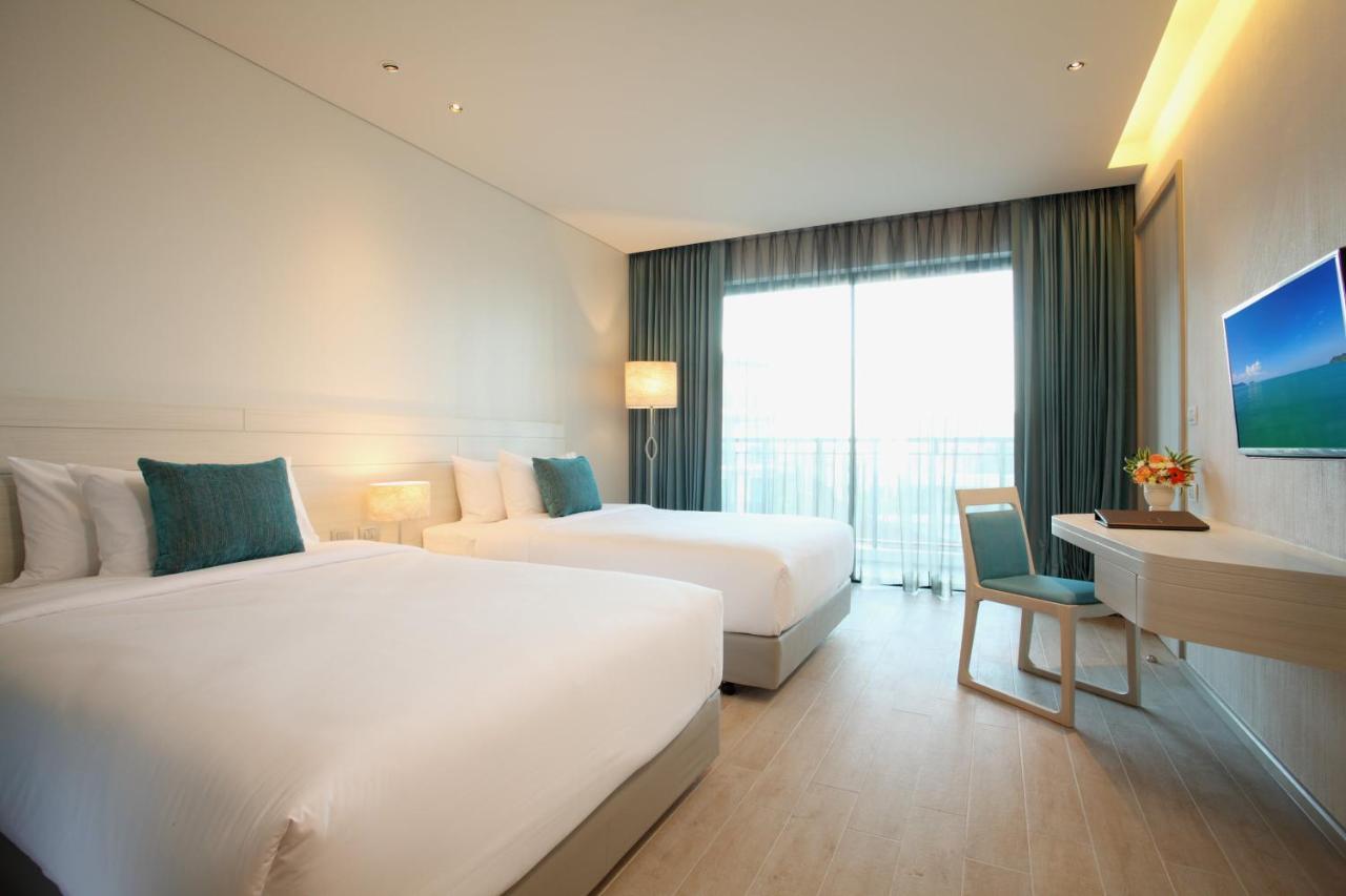 Centara Life Maris