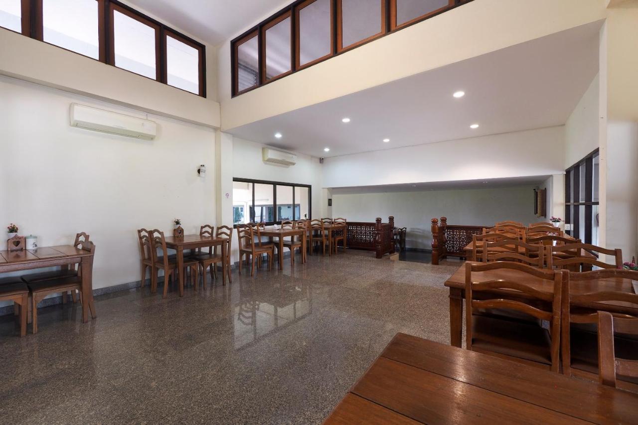Hotel Oyo 859 Golden Land Chiang Rai