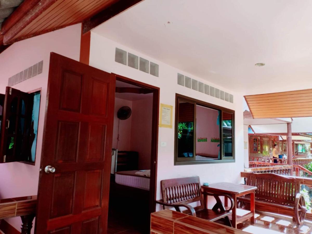 Resort Silver