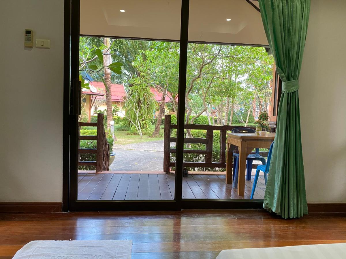 Kaibae Hut Resort 2*