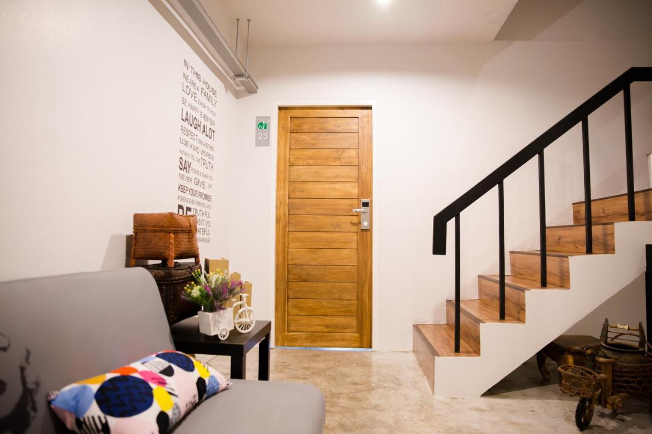 Suree House Hostel
