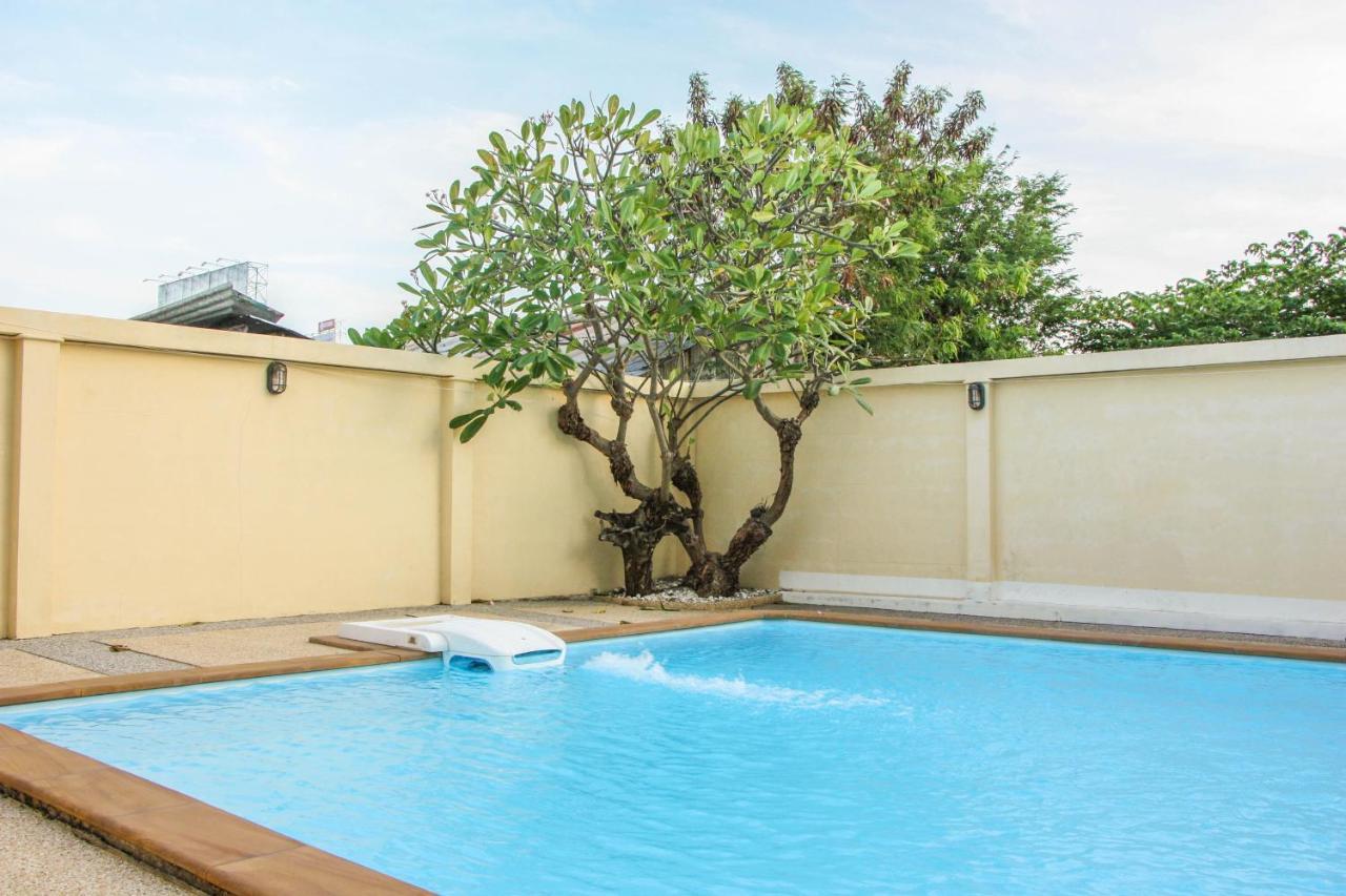 Iyara Hotel 3*