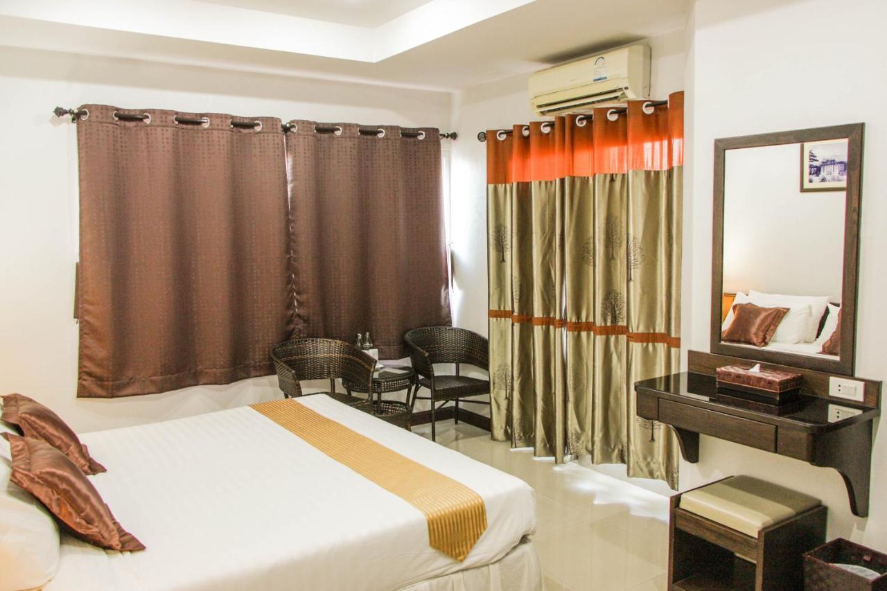 Iyara Hotel 3*